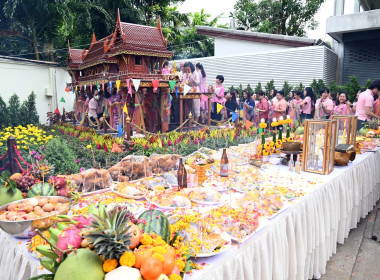พิธีบูชาศาลสมเด็จพระปิยะมหาราช ศาลกรมพระจันทบุรีนฤนาท ... พารามิเตอร์รูปภาพ 24