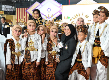 สมเด็จพระกนิษฐาธิราชเจ้า กรมสมเด็จพระเทพรัตนราชสุดาฯ ... พารามิเตอร์รูปภาพ 30