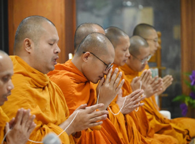 ร่วมทำบุญถวายภัตตาหารเช้าแด่พระภิกษุสงฆ์และสามเณร ... พารามิเตอร์รูปภาพ 6