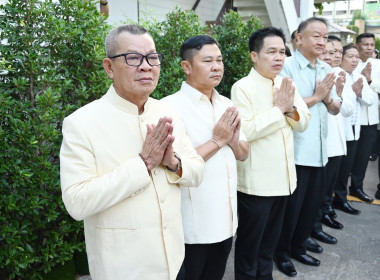 ร่วมทำบุญถวายภัตตาหารเช้าแด่พระภิกษุสงฆ์และสามเณร ... พารามิเตอร์รูปภาพ 15