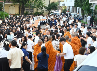 ร่วมทำบุญถวายภัตตาหารเช้าแด่พระภิกษุสงฆ์และสามเณร ... พารามิเตอร์รูปภาพ 25