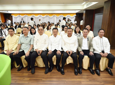 ร่วมทำบุญถวายภัตตาหารเช้าแด่พระภิกษุสงฆ์และสามเณร ... พารามิเตอร์รูปภาพ 36