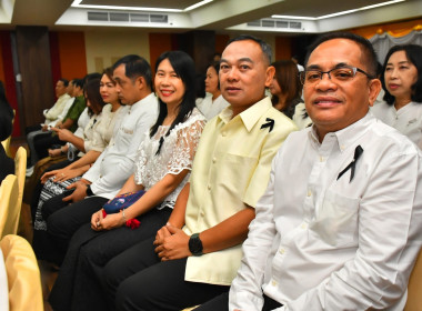 ร่วมทำบุญถวายภัตตาหารเช้าแด่พระภิกษุสงฆ์และสามเณร ... พารามิเตอร์รูปภาพ 37