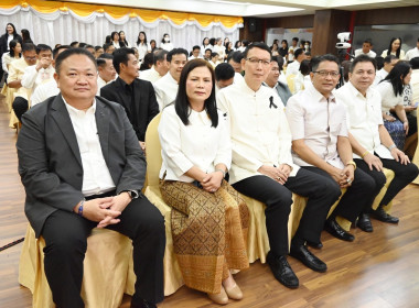 ร่วมทำบุญถวายภัตตาหารเช้าแด่พระภิกษุสงฆ์และสามเณร ... พารามิเตอร์รูปภาพ 40