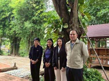 กองประสานงานโครงการพระราชดำริและเจ้าหน้าที่ศูนย์ถ่ายทอดเทคโนโลยีการสหกรณ์ที่ 13 ลงพื้นที่และเข้าร่วมประชุมเพื่อติดตามความคืบหน้าโครงการก่อสร้างห้องเรียนธรรมชาติ และเตรียมการจัดงานพิธีวางศิลาฤกษ์ ... พารามิเตอร์รูปภาพ 8