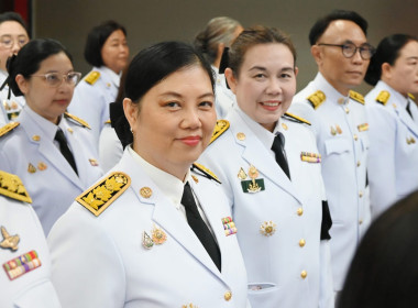 อธิบดีกรมส่งเสริมสหกรณ์ นำคณะผู้บริหารถวายพระพรชัยมงคล ... พารามิเตอร์รูปภาพ 30