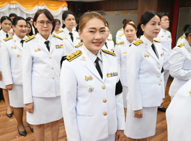 อธิบดีกรมส่งเสริมสหกรณ์ นำคณะผู้บริหารถวายพระพรชัยมงคล ... พารามิเตอร์รูปภาพ 36