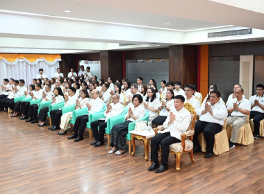 กรมส่งเสริมสหกรณ์จัดพิธีสวดเจริญพระพุทธมนต์ถวายพระราชกุศล ... พารามิเตอร์รูปภาพ 13