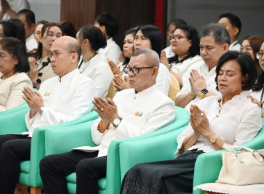 กรมส่งเสริมสหกรณ์จัดพิธีสวดเจริญพระพุทธมนต์ถวายพระราชกุศล ... พารามิเตอร์รูปภาพ 35