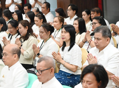 กรมส่งเสริมสหกรณ์จัดพิธีสวดเจริญพระพุทธมนต์ถวายพระราชกุศล ... พารามิเตอร์รูปภาพ 37