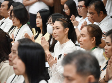กรมส่งเสริมสหกรณ์จัดพิธีสวดเจริญพระพุทธมนต์ถวายพระราชกุศล ... พารามิเตอร์รูปภาพ 45
