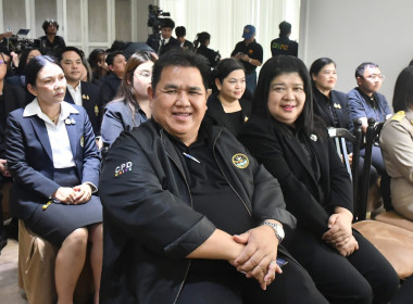 รองอธิบดีกรมส่งเสริมสหกรณ์ร่วมแถลงข่าวงาน “สีสรรพรรณไม้ ... พารามิเตอร์รูปภาพ 41