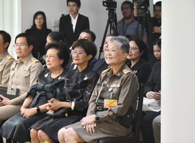 รองอธิบดีกรมส่งเสริมสหกรณ์ร่วมแถลงข่าวงาน “สีสรรพรรณไม้ ... พารามิเตอร์รูปภาพ 34