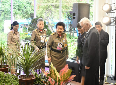 รองอธิบดีกรมส่งเสริมสหกรณ์ร่วมแถลงข่าวงาน “สีสรรพรรณไม้ ... พารามิเตอร์รูปภาพ 19